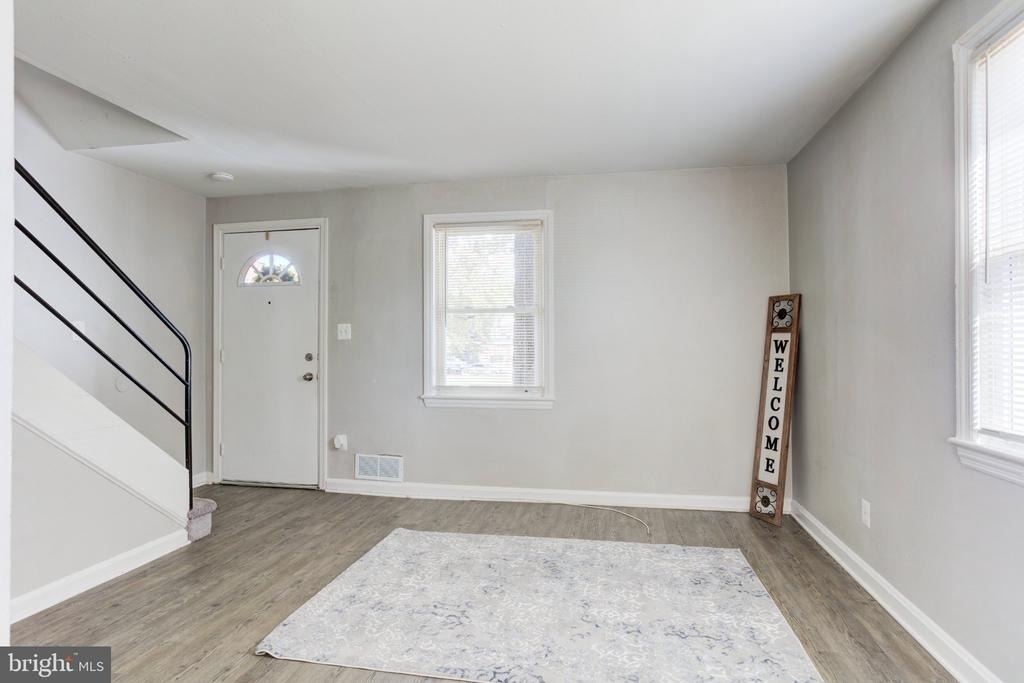 3835 26th Avenue - Photo 2