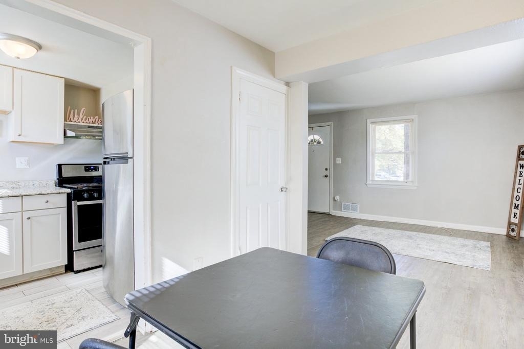 3835 26th Avenue - Photo 7