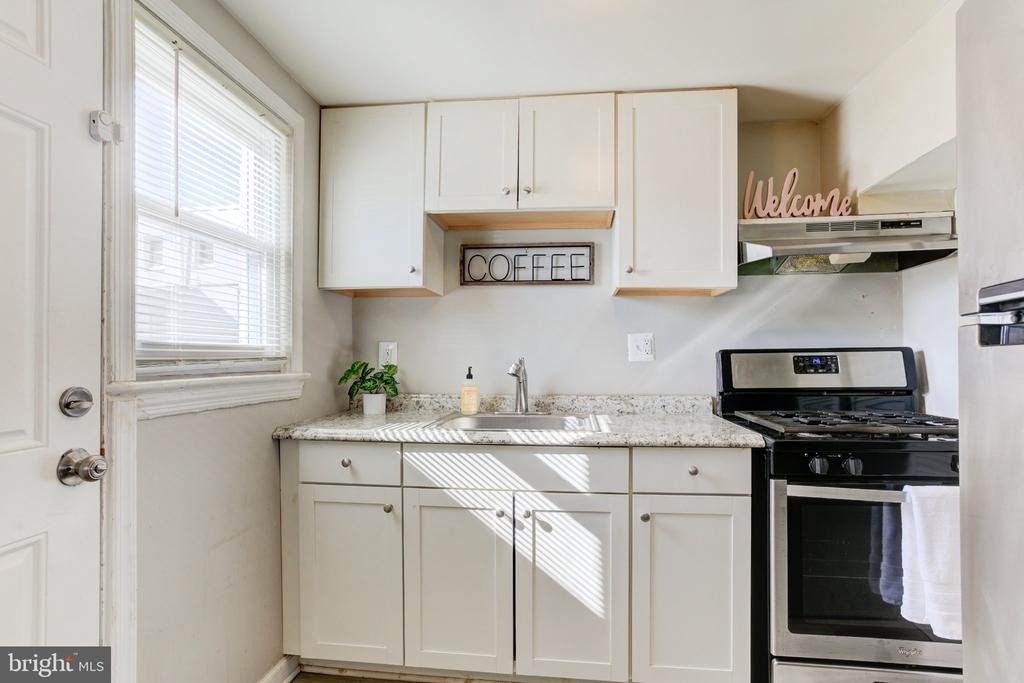3835 26th Avenue - Photo 8
