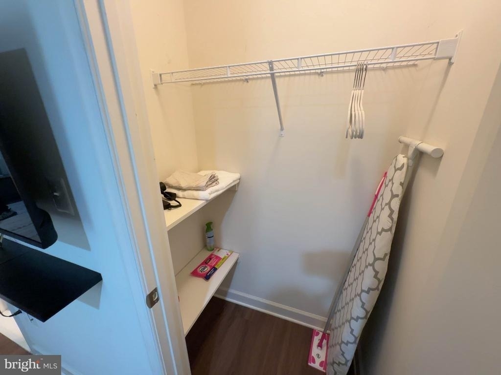 9808 Wood Glen Terrace - Photo 4