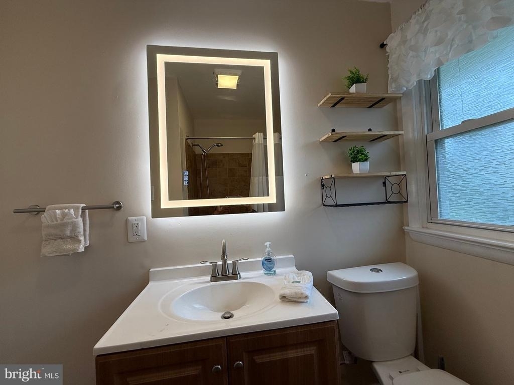 2208 Vermont Avenue - Photo 6