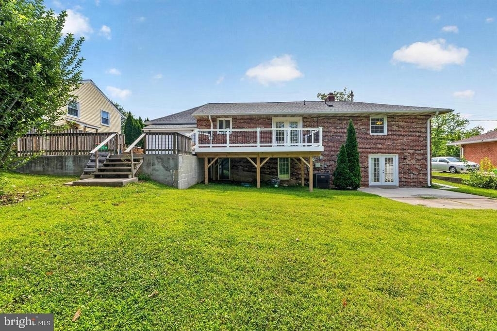 13124 Greenmount - Photo 2