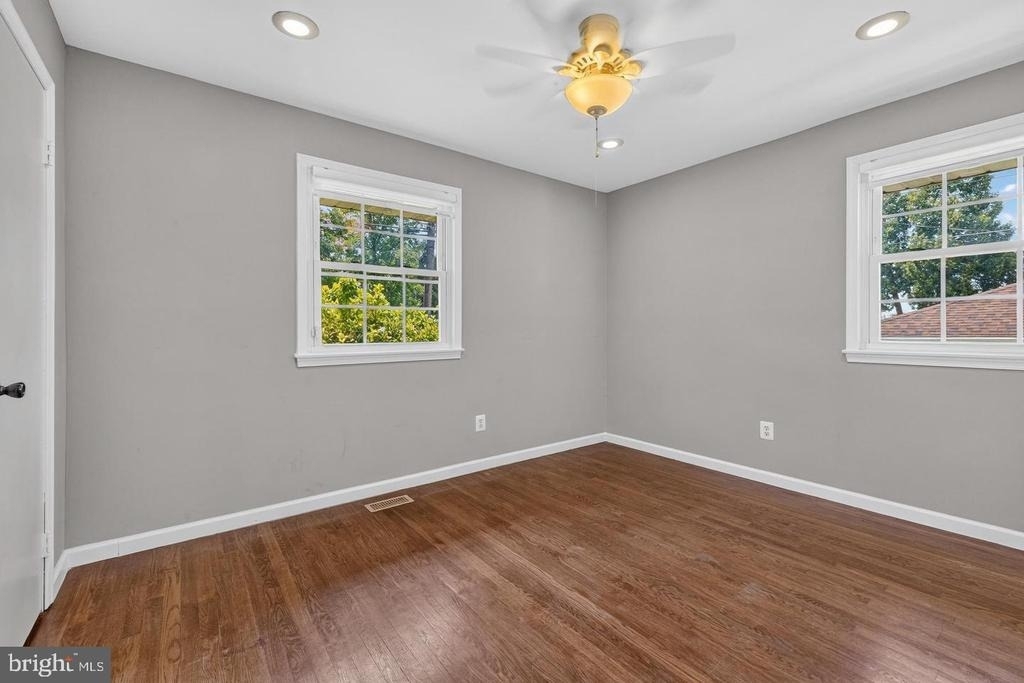 13124 Greenmount - Photo 16