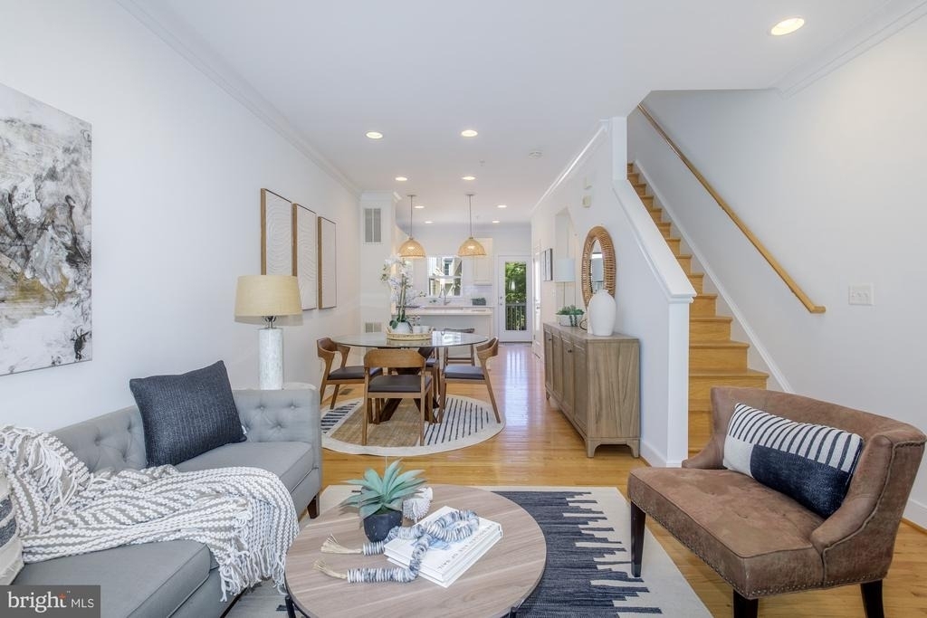 4548 Longfellow Street - Photo 9