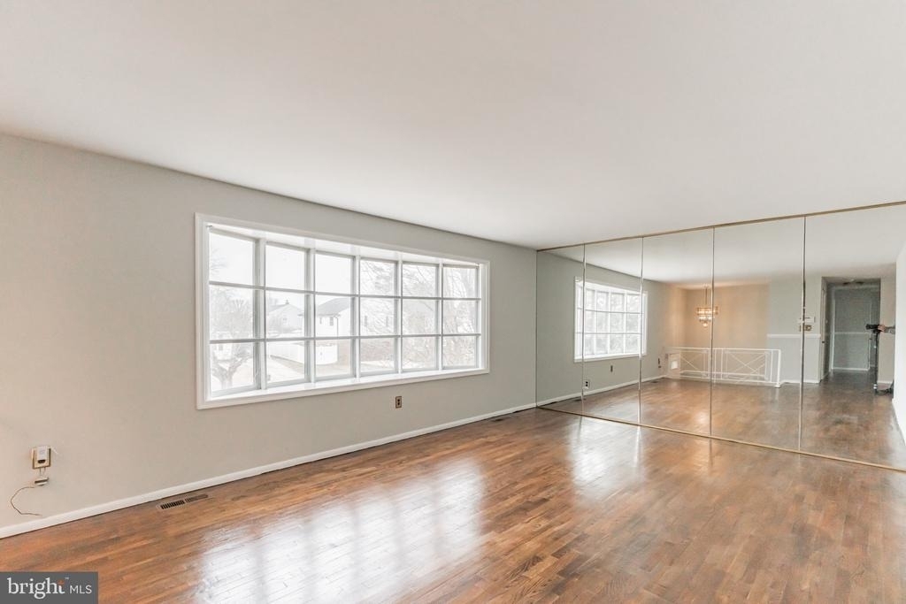12814 Whiteholm Drive - Photo 7