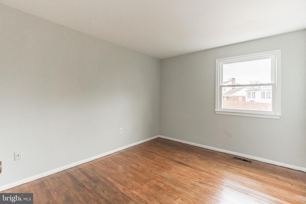 12814 Whiteholm Drive - Photo 10