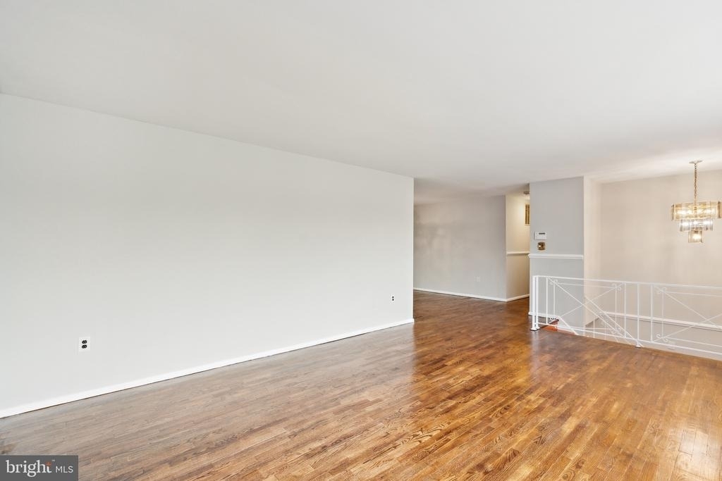 12814 Whiteholm Drive - Photo 14