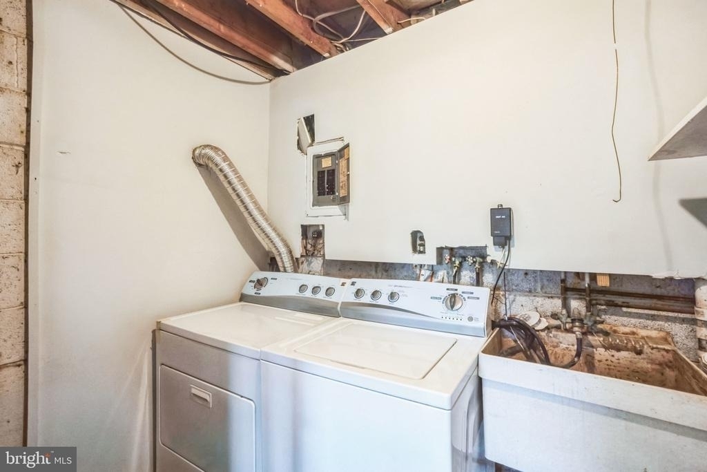 12814 Whiteholm Drive - Photo 4