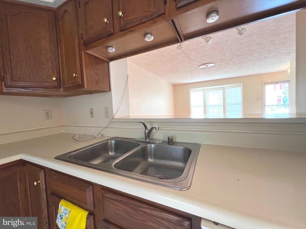 8531 Black Star Circle - Photo 5