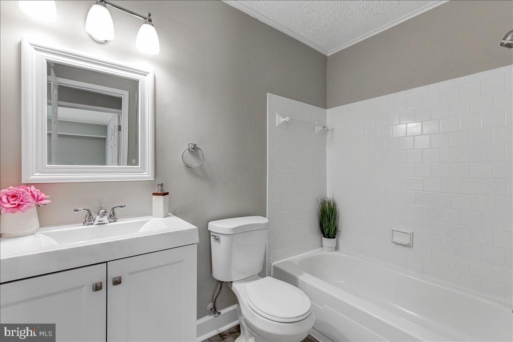 5915 Tamar Drive - Photo 22