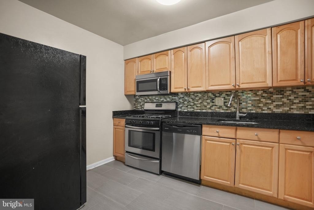 9695 Hitching Post Lane - Photo 5