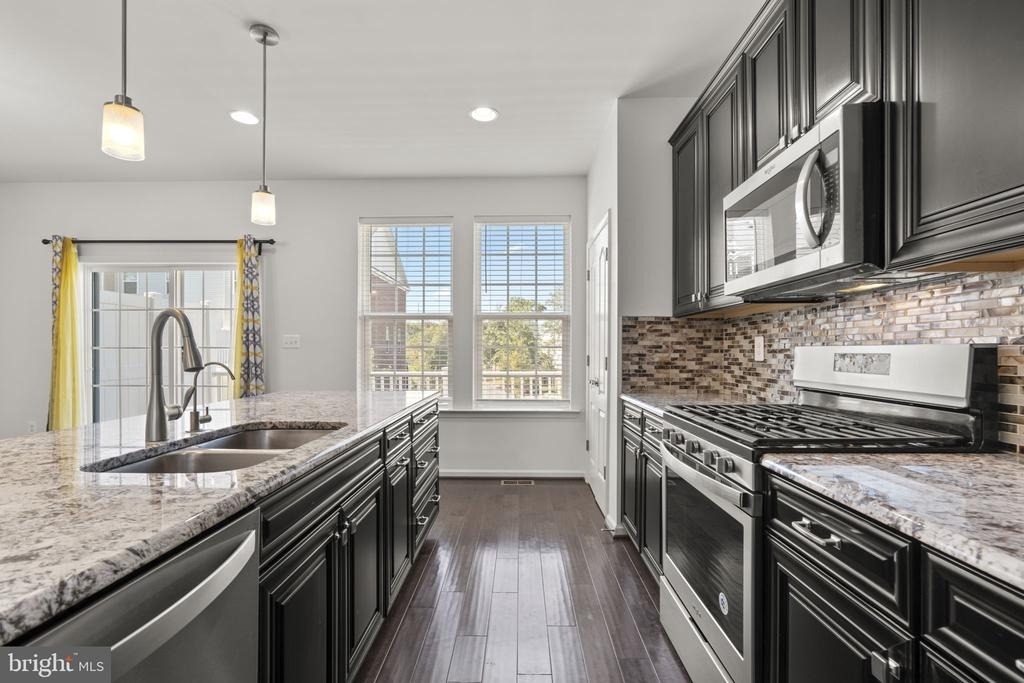 7701 Ken Dannager Court - Photo 11