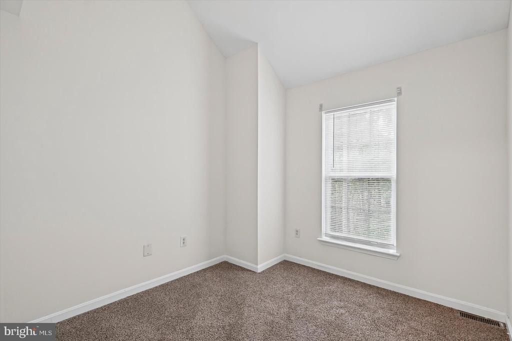 9823 Sherwood Farm Road - Photo 22