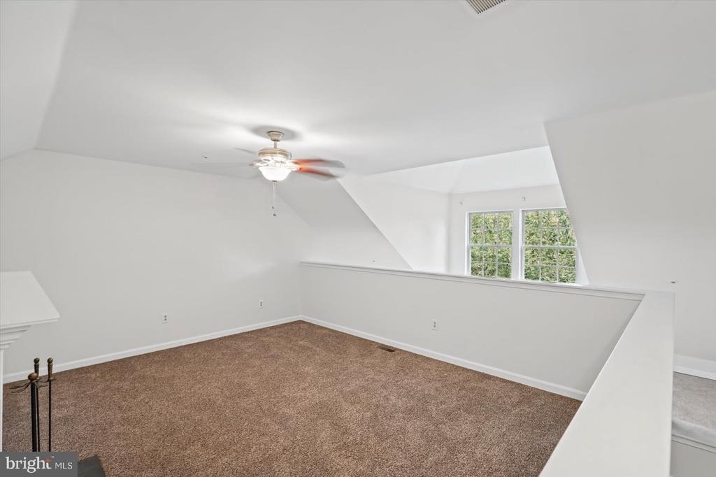 9823 Sherwood Farm Road - Photo 32