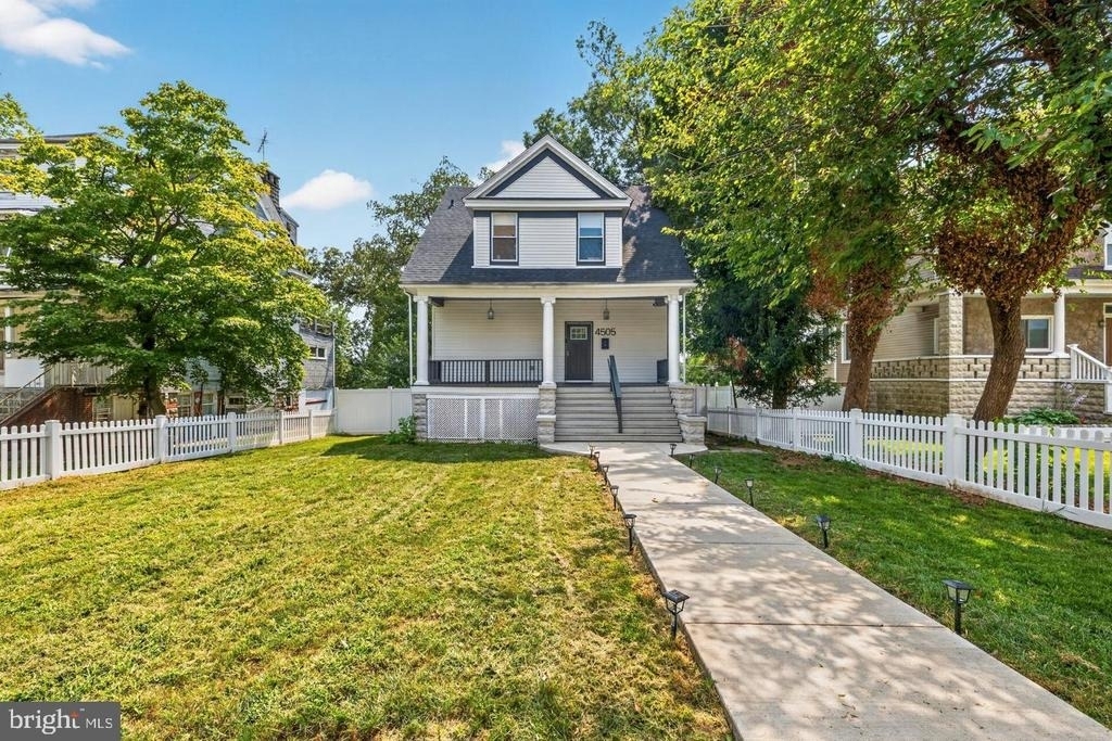 4505 Maine Avenue - Photo 0