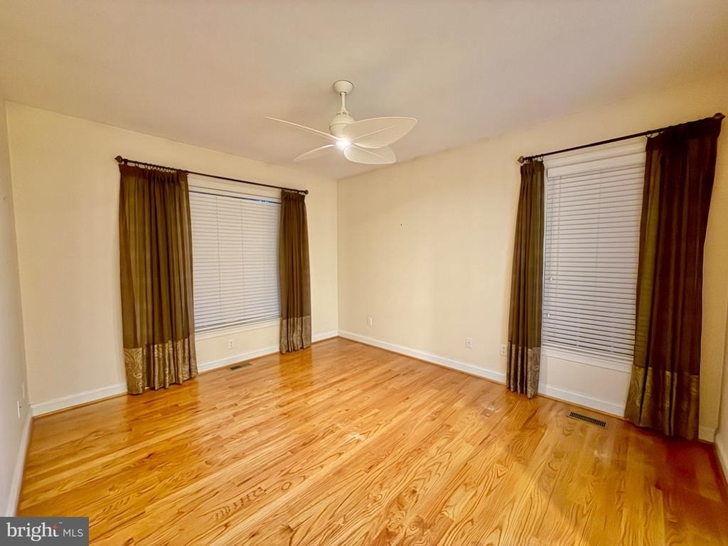 8328 Oakwood Road - Photo 19