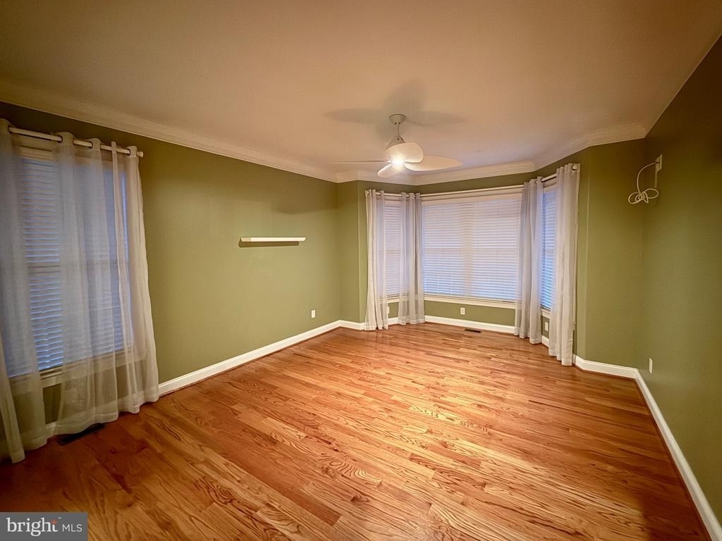 8328 Oakwood Road - Photo 16