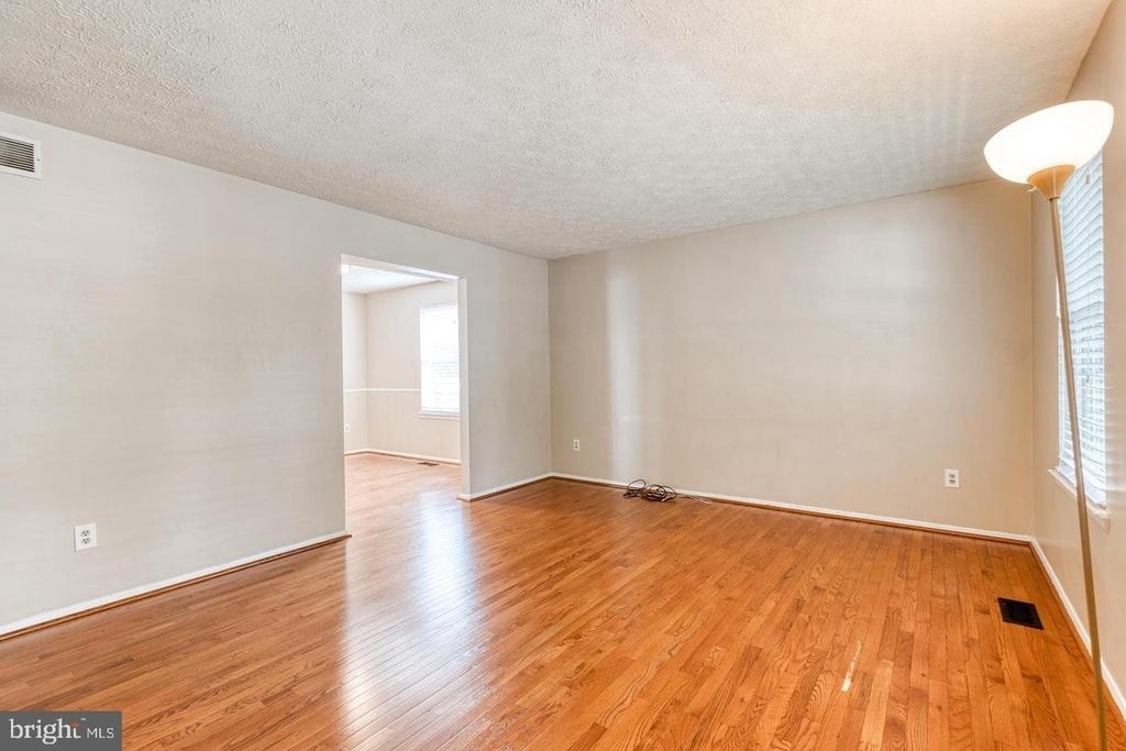 7846 Dero Drive - Photo 3