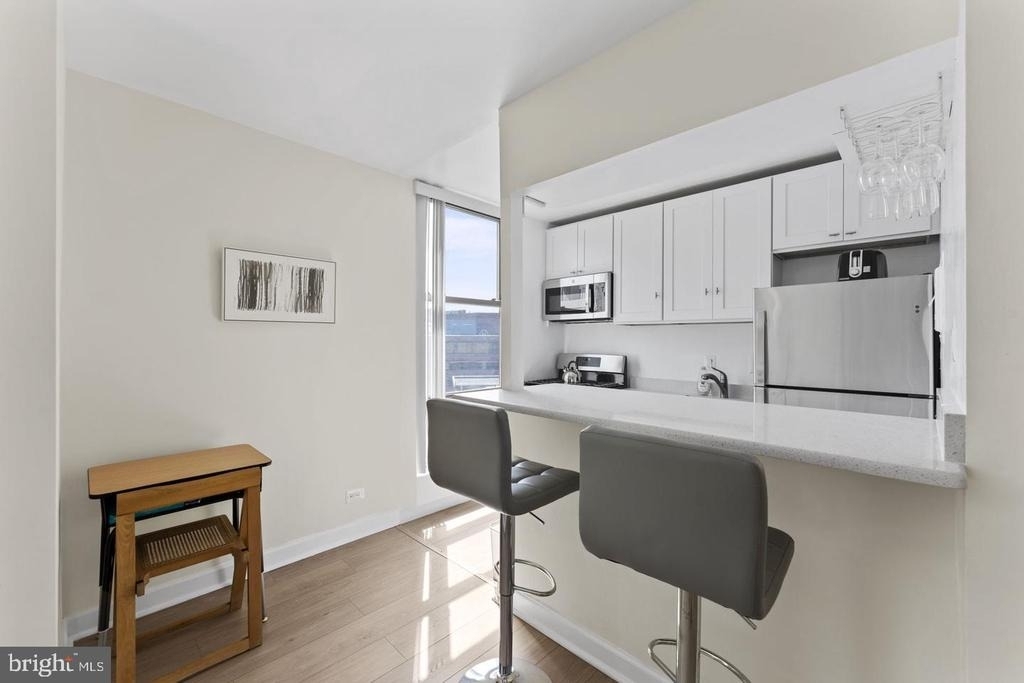 1260 21st Street Nw - Photo 5