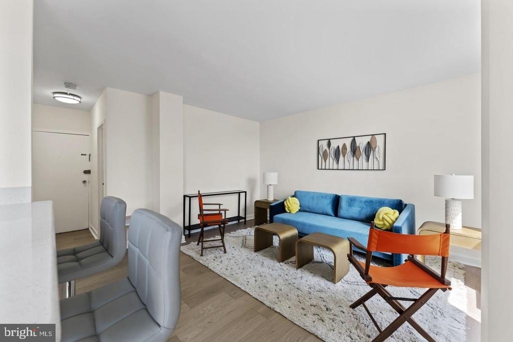 1260 21st Street Nw - Photo 3