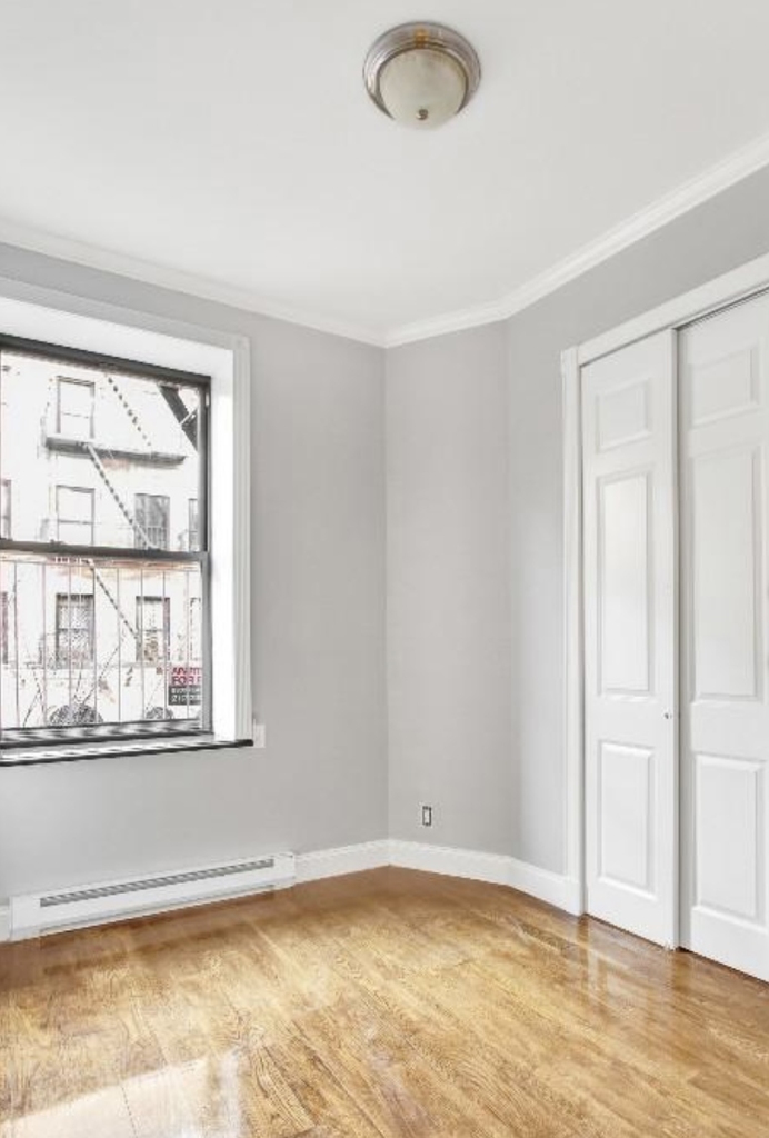 West 103rd Street - Photo 7
