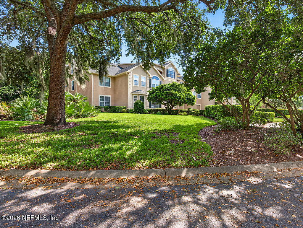 13810 Sutton Park Drive N - Photo 1