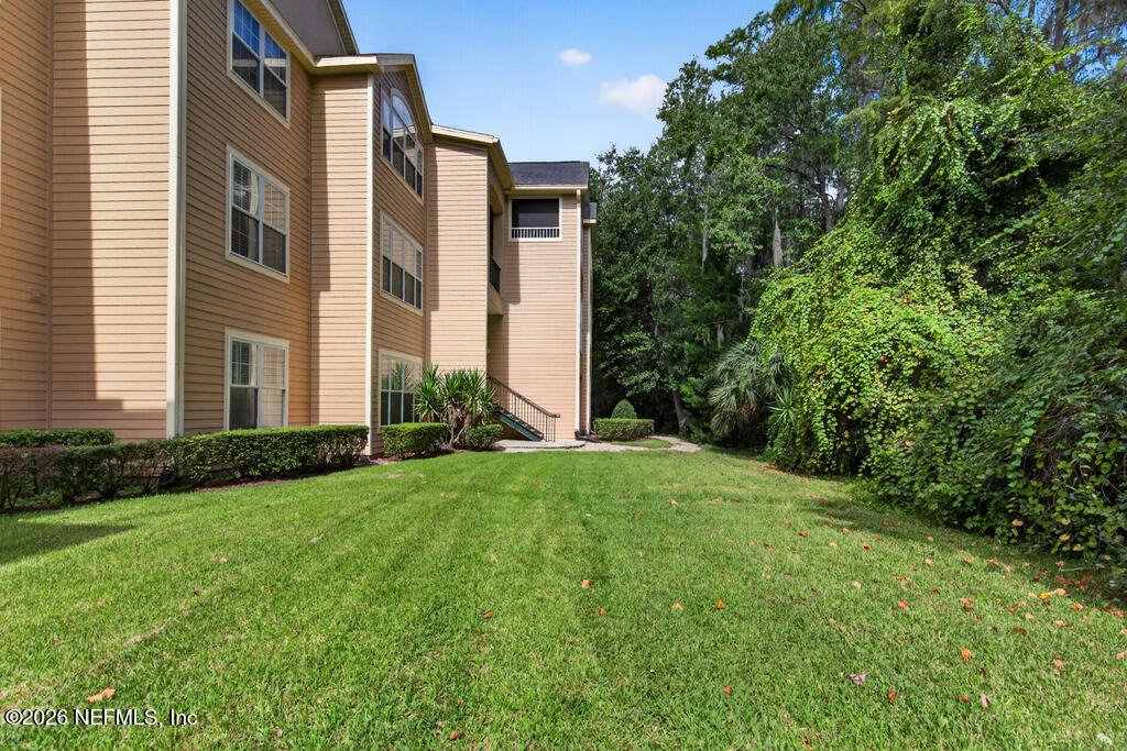 13810 Sutton Park Drive N - Photo 51