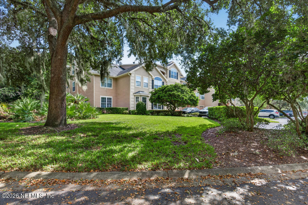 13810 Sutton Park Drive N - Photo 70