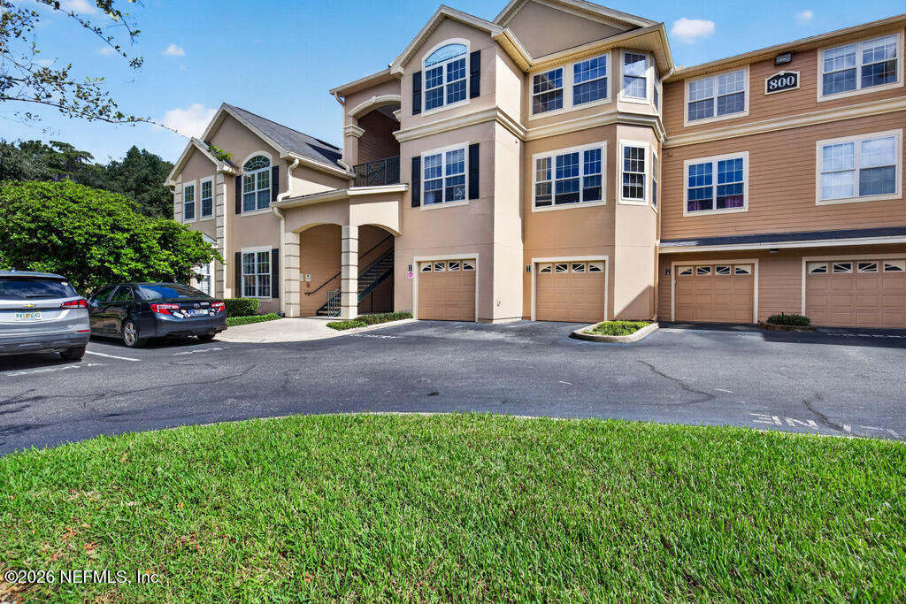 13810 Sutton Park Drive N - Photo 67