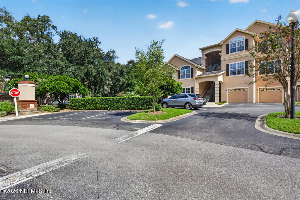 13810 Sutton Park Drive N - Photo 68