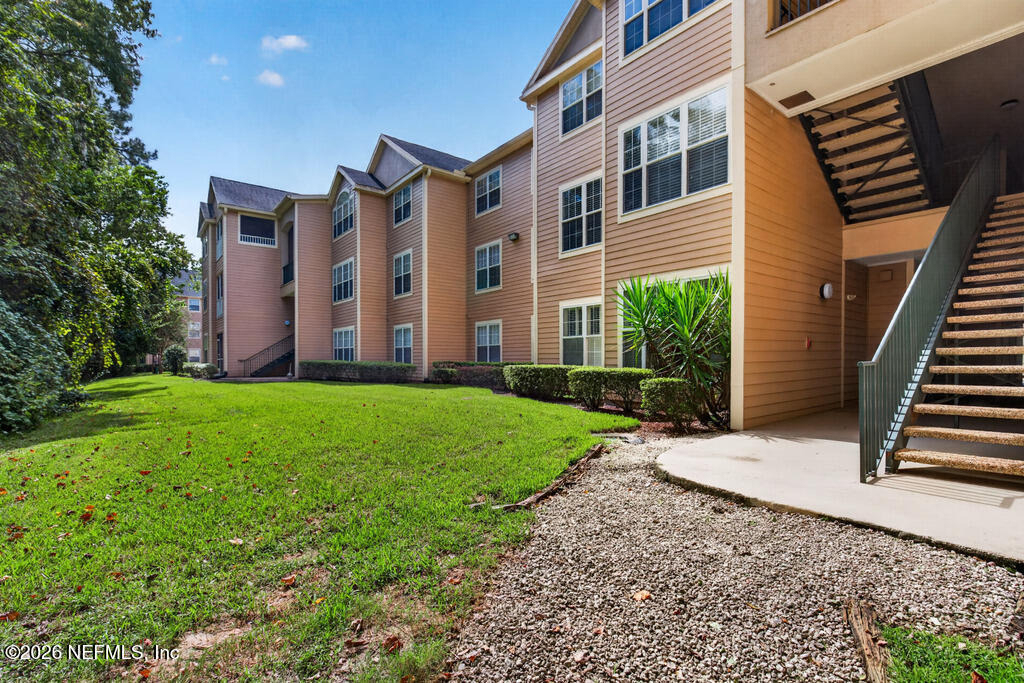 13810 Sutton Park Drive N - Photo 50