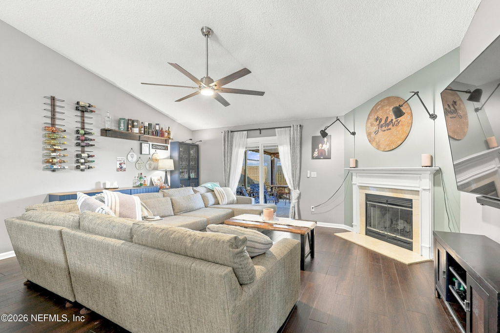 9423 Hunston Mill Lane - Photo 2
