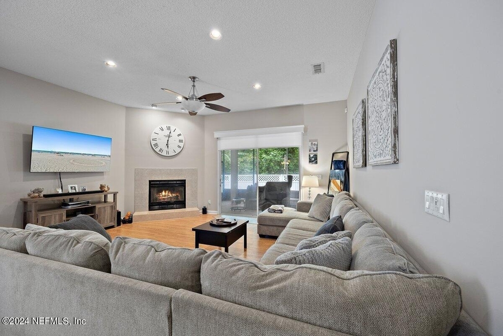 12204 Nettlecreek Drive - Photo 4