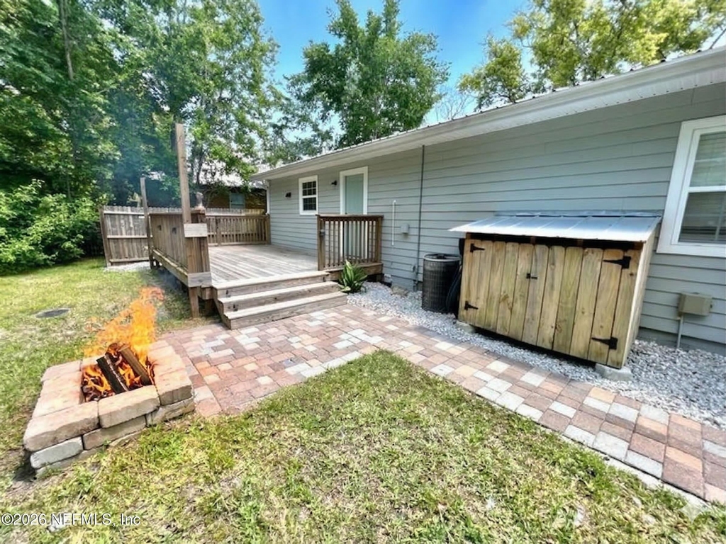 804 W 2nd Street - Photo 19