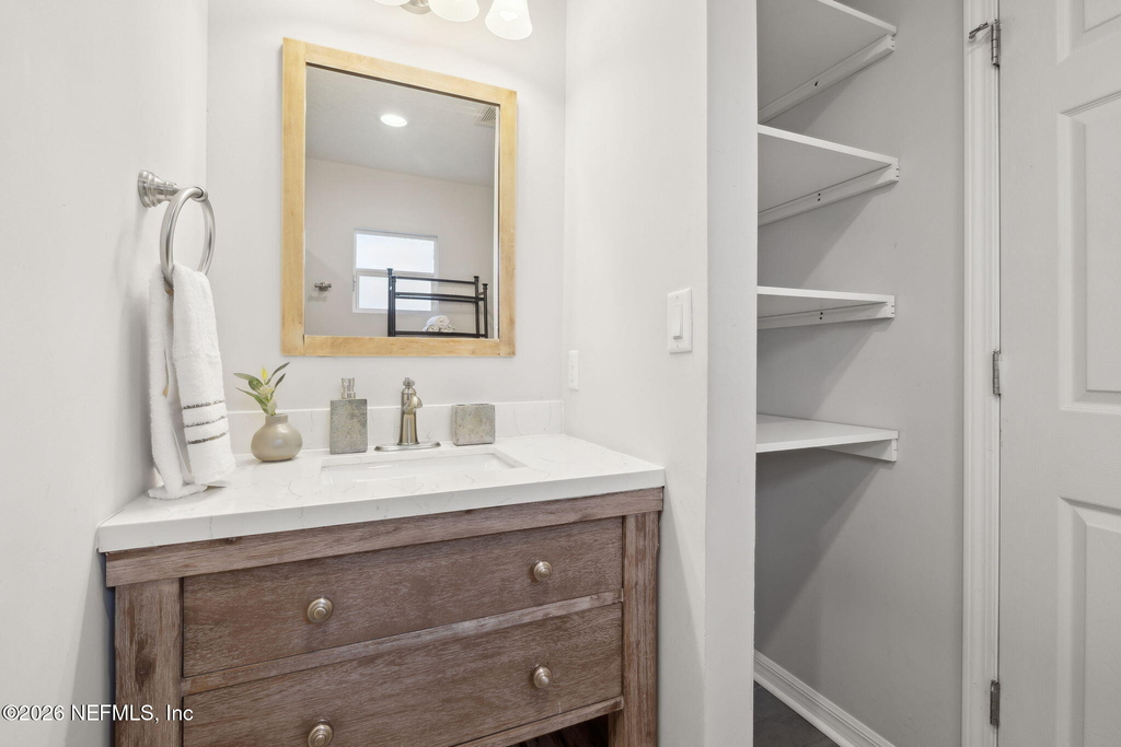 3239 Dellwood Avenue - Photo 15