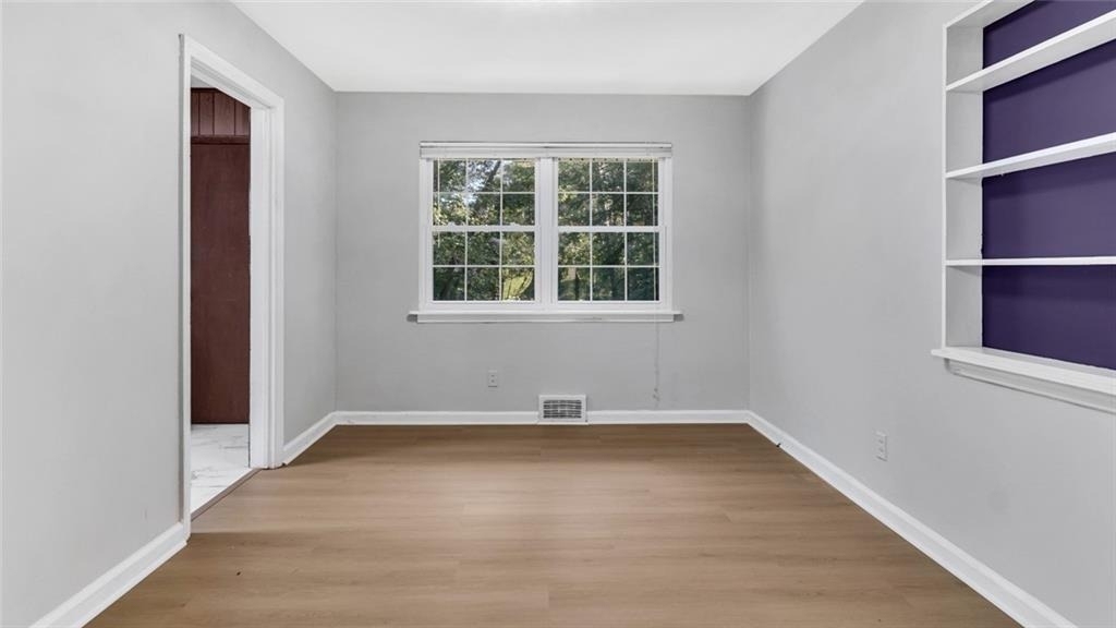 2726 Hollywood Drive - Photo 2