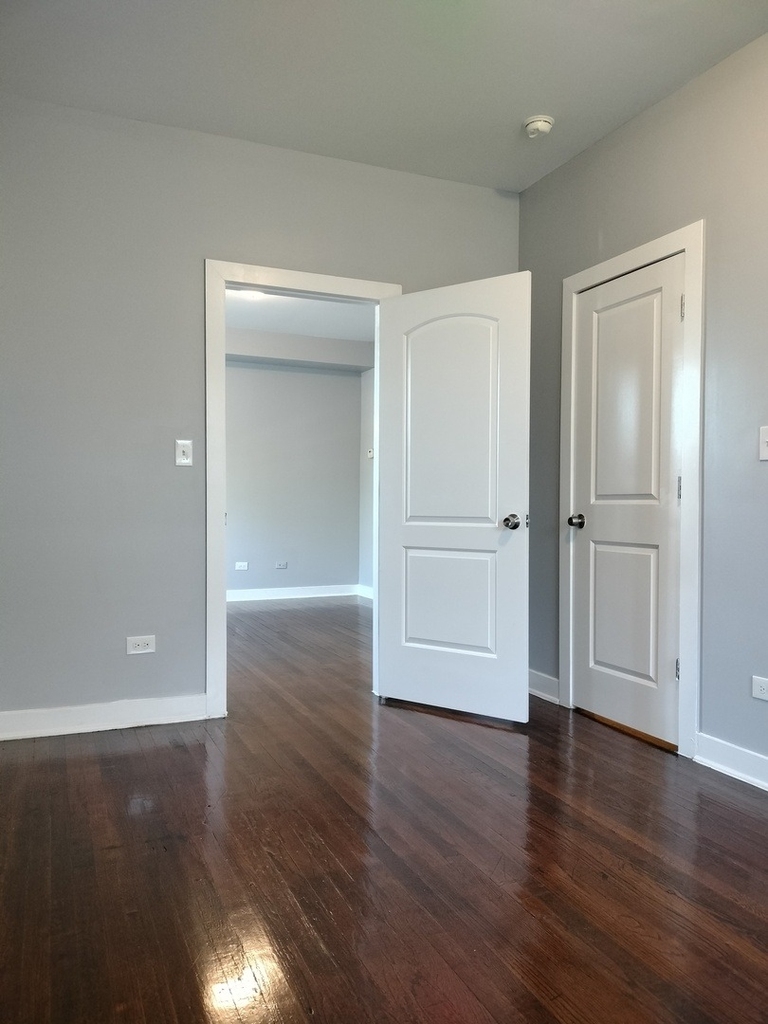 6601 S Bishop Street - Photo 9