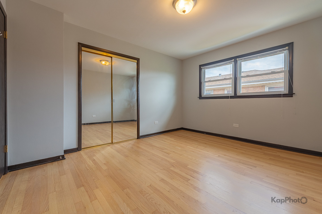 8503 W Berwyn Avenue - Photo 13