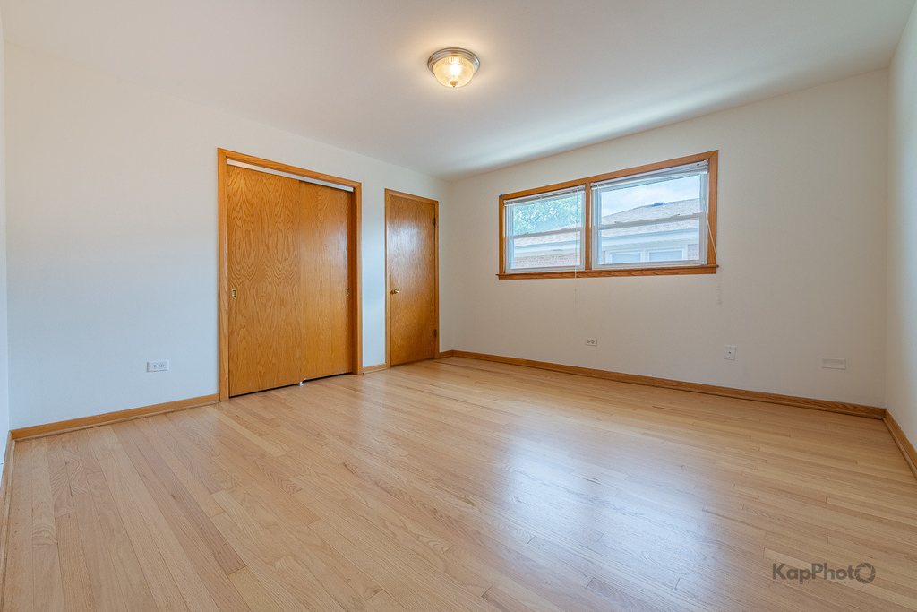 8503 W Berwyn Avenue - Photo 18