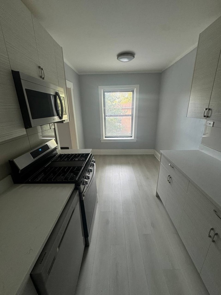 7331 N Honore Street - Photo 3