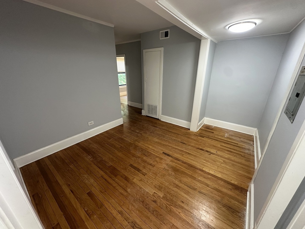 7331 N Honore Street - Photo 10