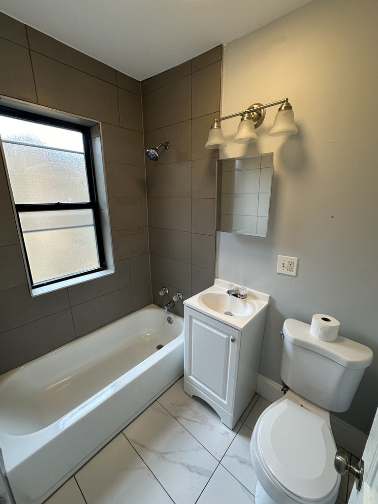 7331 N Honore Street - Photo 4