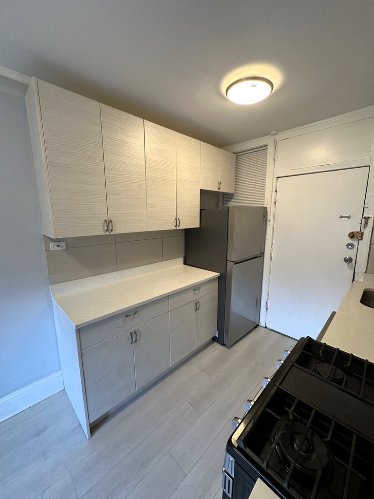 7331 N Honore Street - Photo 8