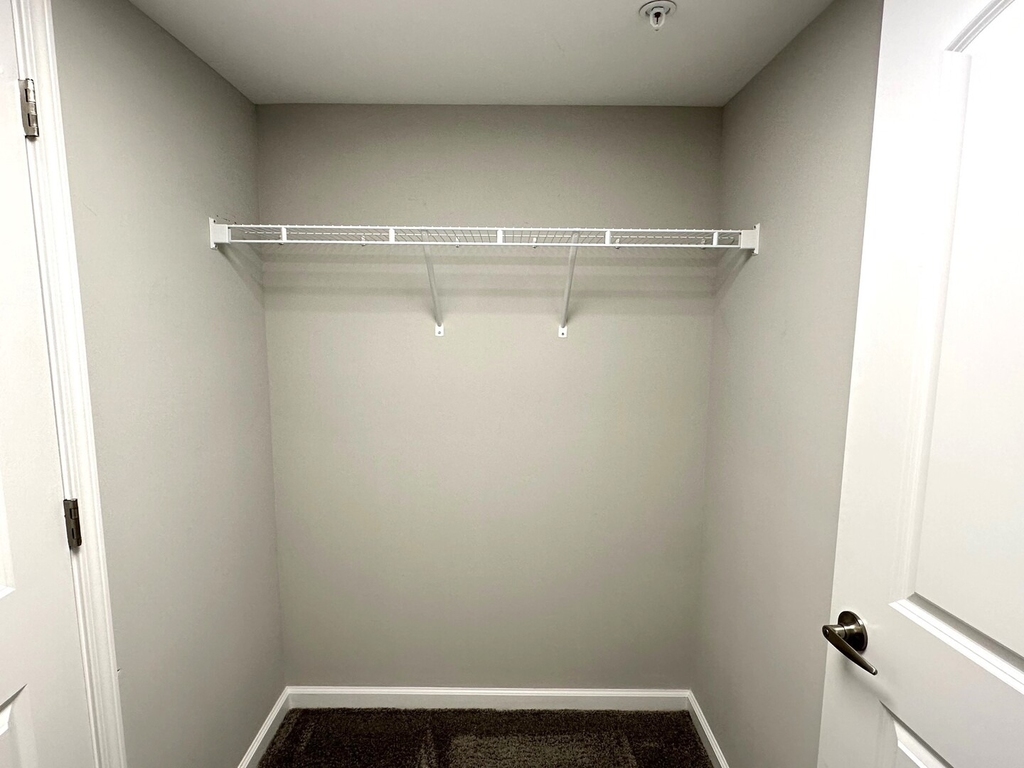 301 N Madison Street - Photo 10