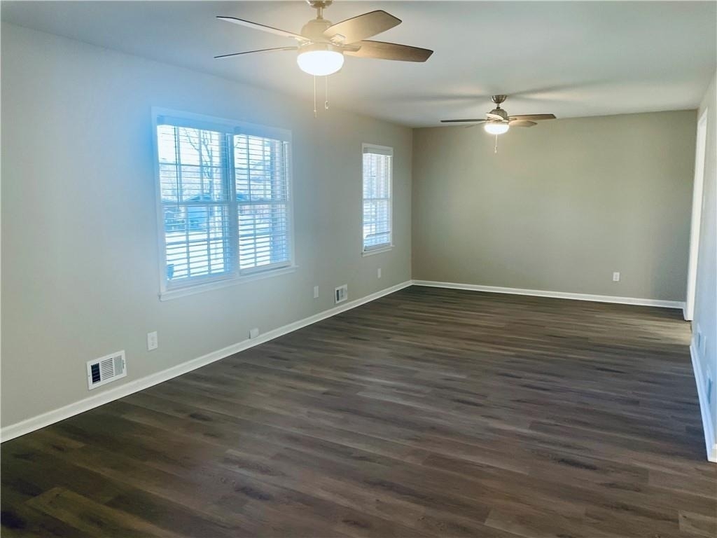 471 Village Green Court Sw - Photo 11