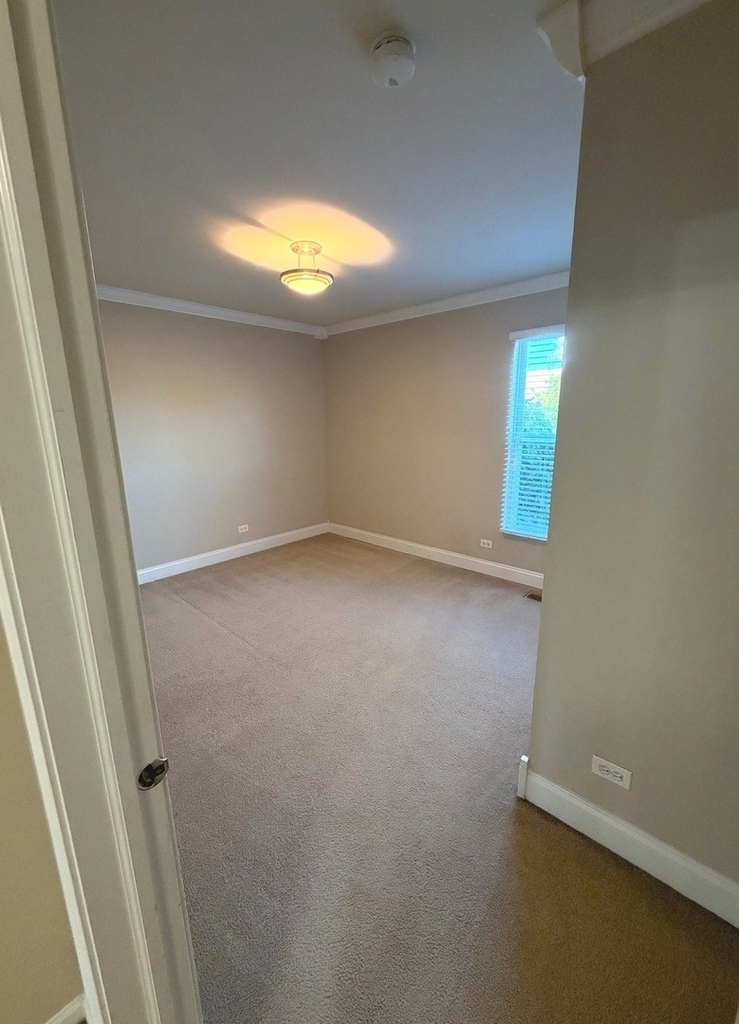 924 Elizabeth Drive - Photo 17