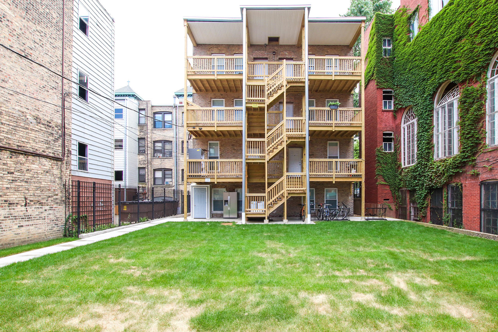 1710 W Lunt Avenue - Photo 7