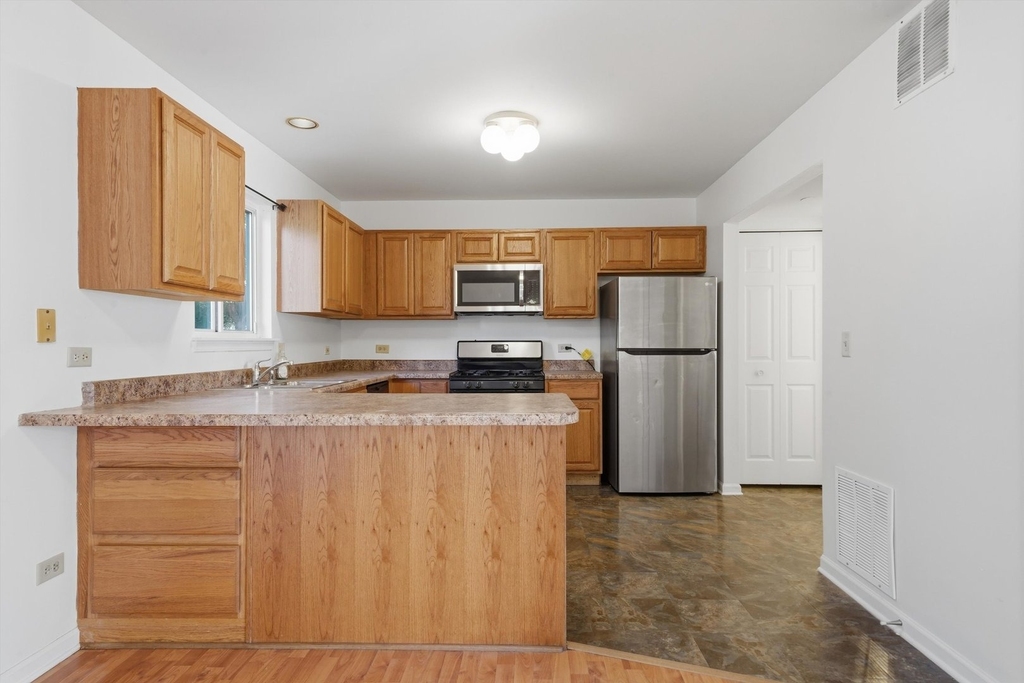 182 Wellington Circle - Photo 11
