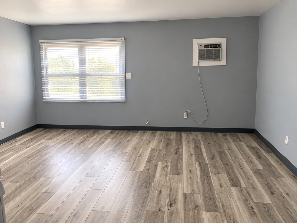 345 N Shabbona Street - Photo 5