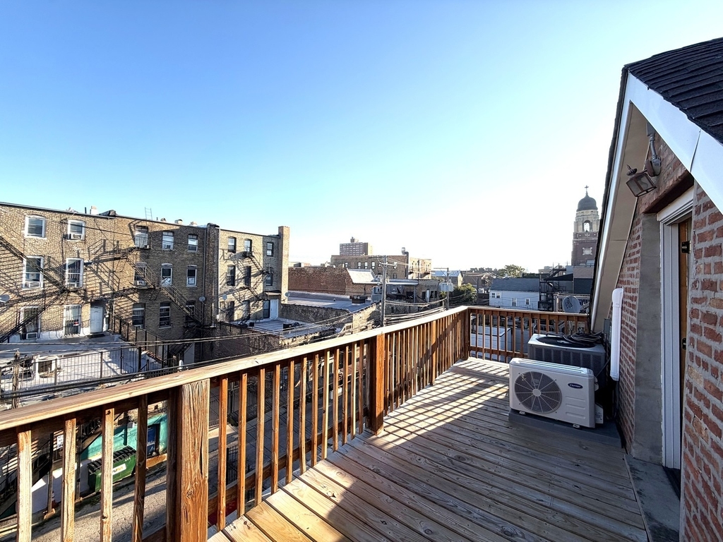 1522 W Superior Street - Photo 34